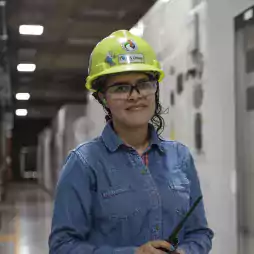 Colaborada AES Colombia 1